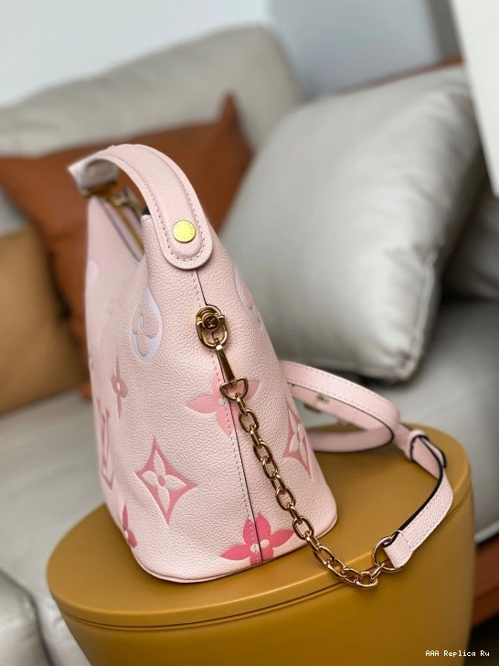 AAA Replica Ru MARSHMALLOW LOUIS VUITTON 0809